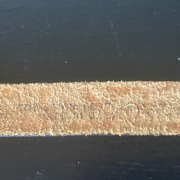 Vintage Disney Embossed Leather Belt With Characters - 28" Long 1" Wide - Picture 4 of 11